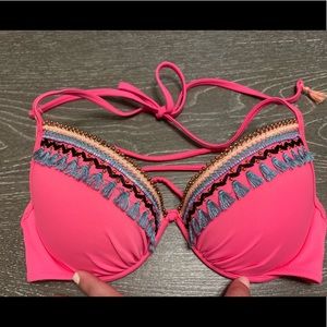 VS Fabulous Triangle Top